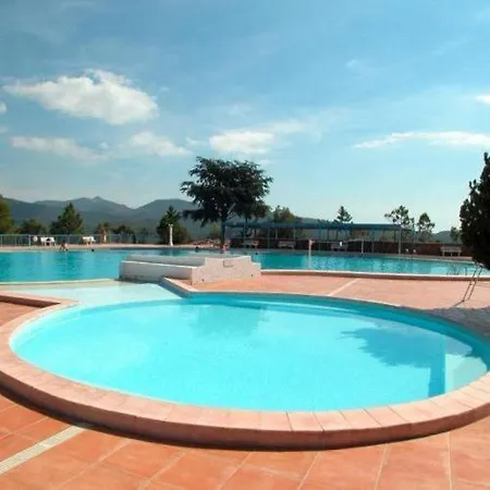 Avec Piscine Privative, Domaine Prive Du Capitou, Villa Frejus