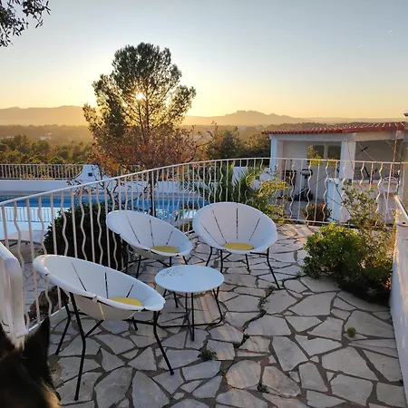 Avec Piscine Privative, Domaine Prive Du Capitou, Villa Frejus